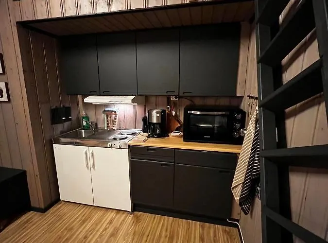 Enok & Feriehus Liagardane