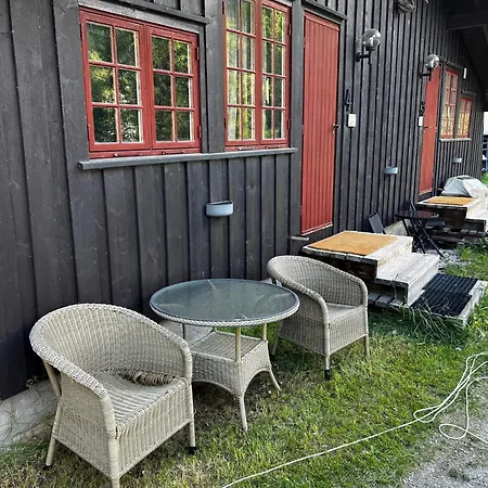 Enok & Ferienhaus Liagardane